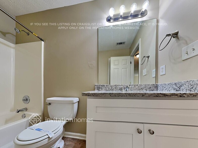 Building Photo - 4299 Chatham View Dr