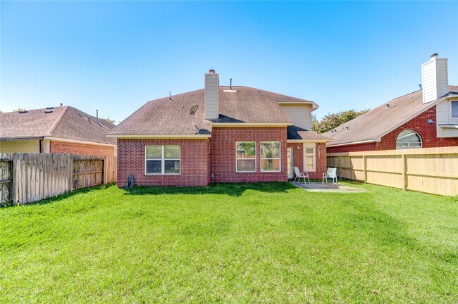 Building Photo - 2921 Indigo Dr
