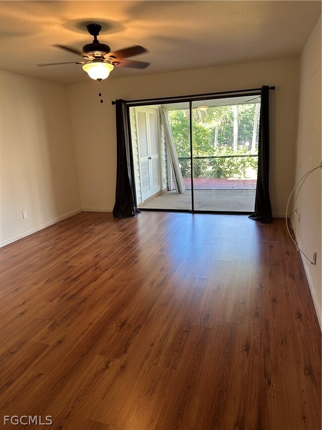 Building Photo - 209 Pinebrook Dr