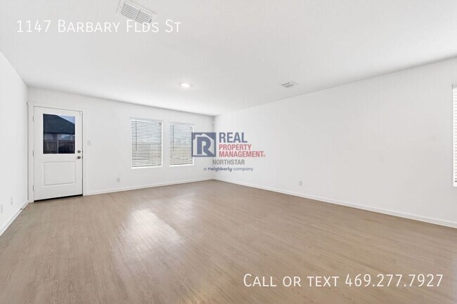 Building Photo - 1147 Barbary Flds St