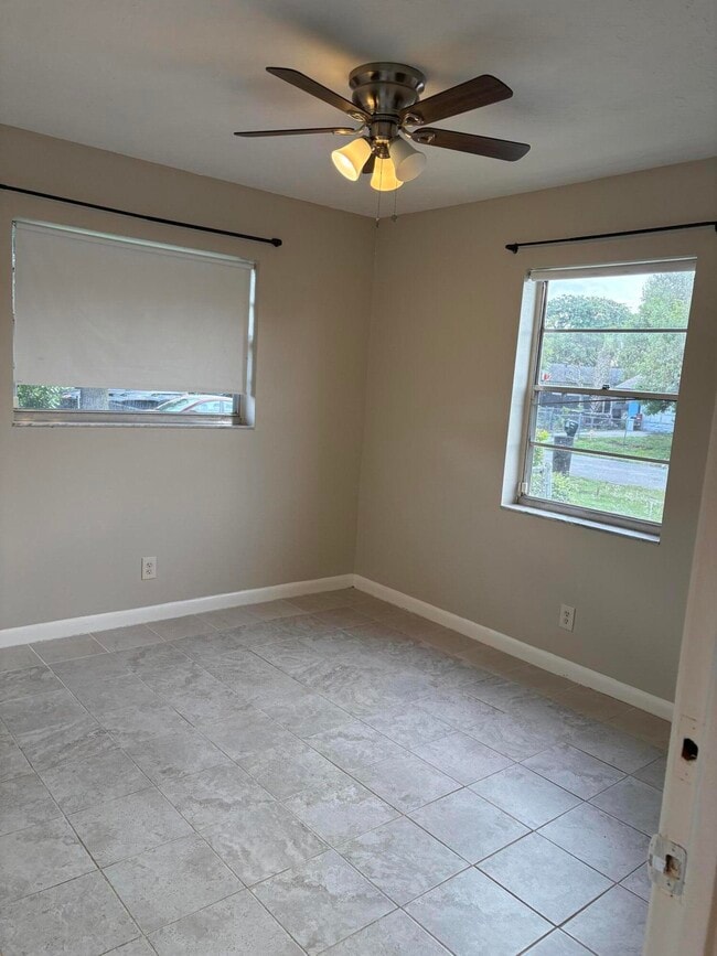 Building Photo - 1704 Citation Dr