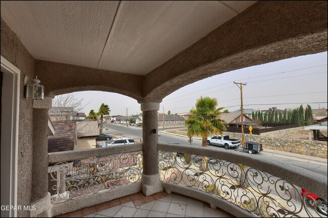 Building Photo - 3057 Tierra Mina Dr