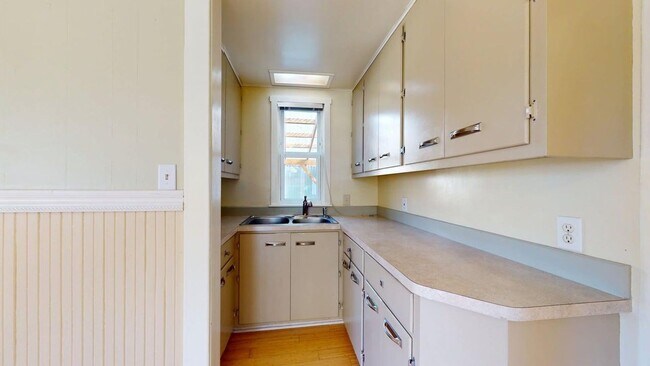 Building Photo - 4116 25th Ave SW