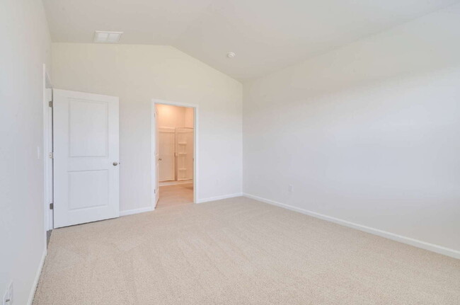 Building Photo - One Story 4-Bed Home in Fuquay-Varina
