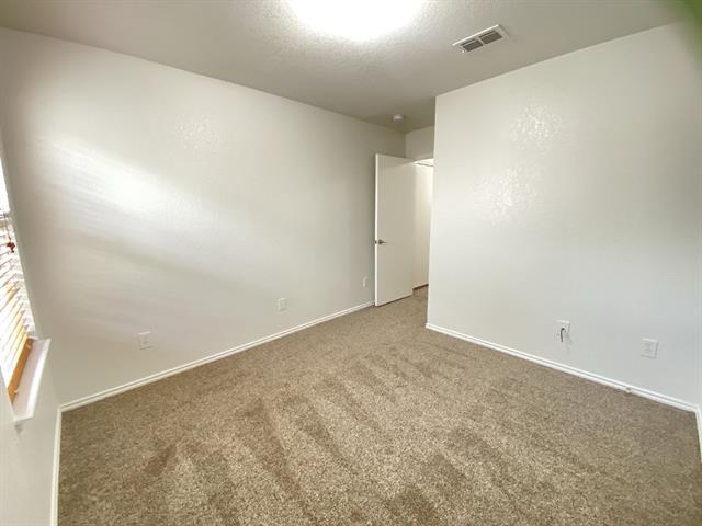 Building Photo - 8016 Meadow View Tr