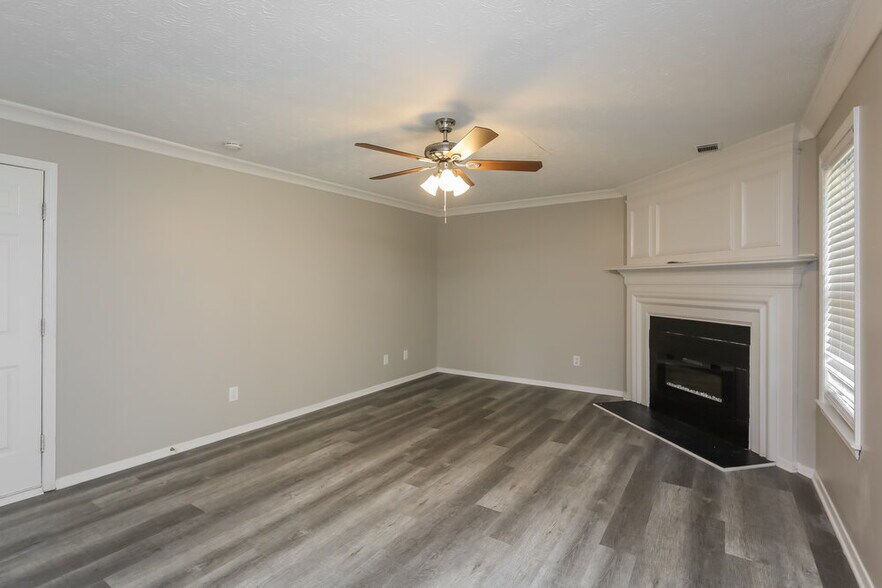Building Photo - 721 Ashton Ln