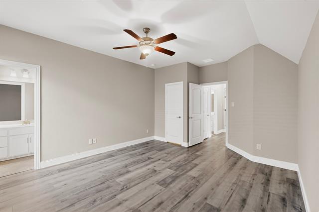 Building Photo - 1604 Frederickburg Dr