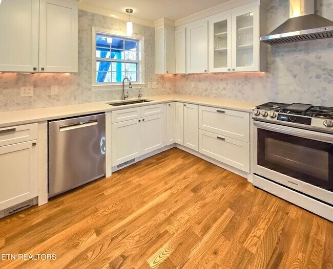 Building Photo - 12469 Daisywood Dr