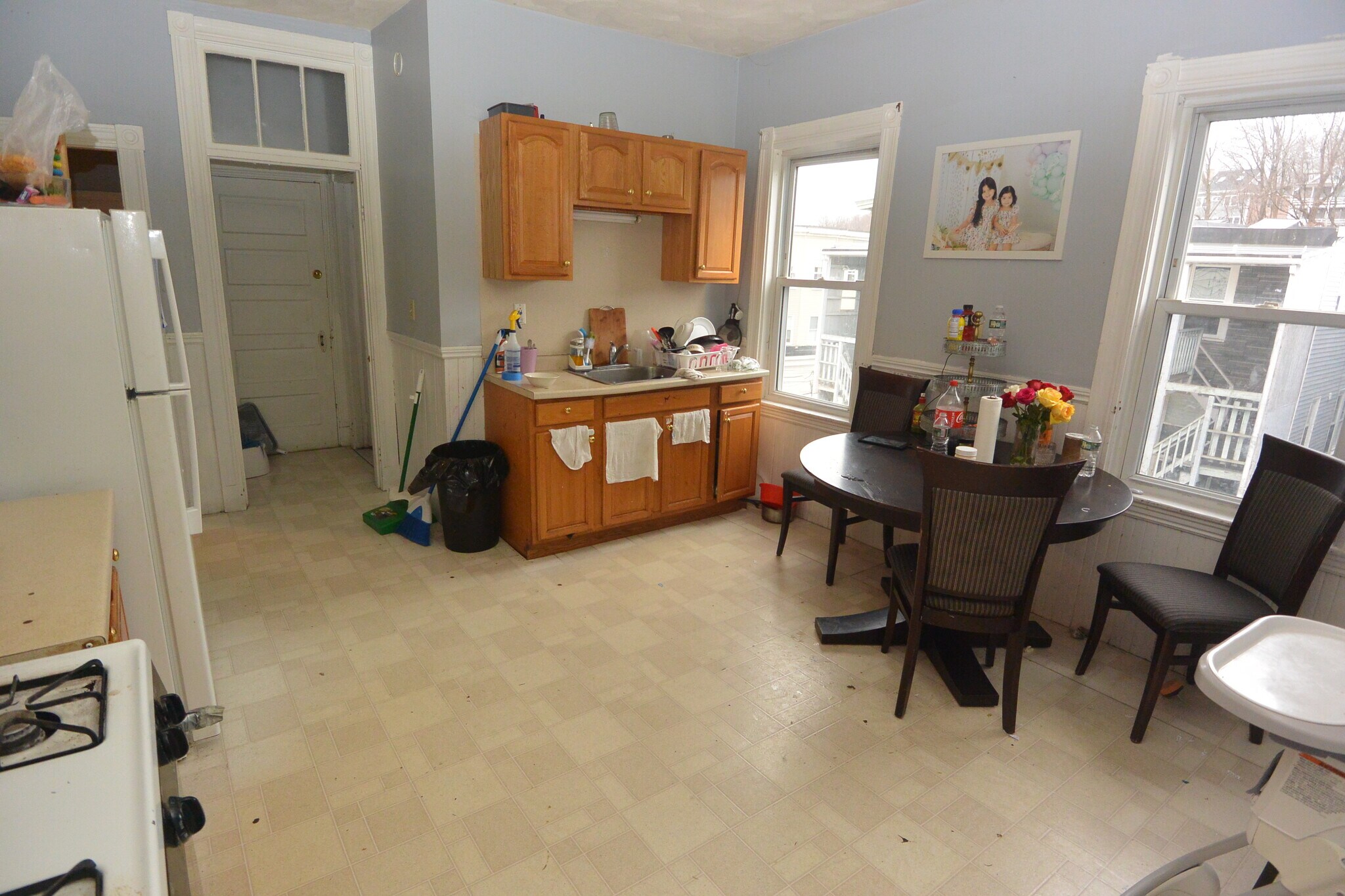 Building Photo - 10 Brackett St