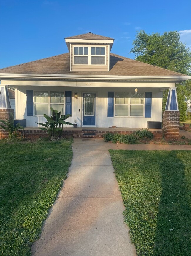 Building Photo - 420 Oconner Ct