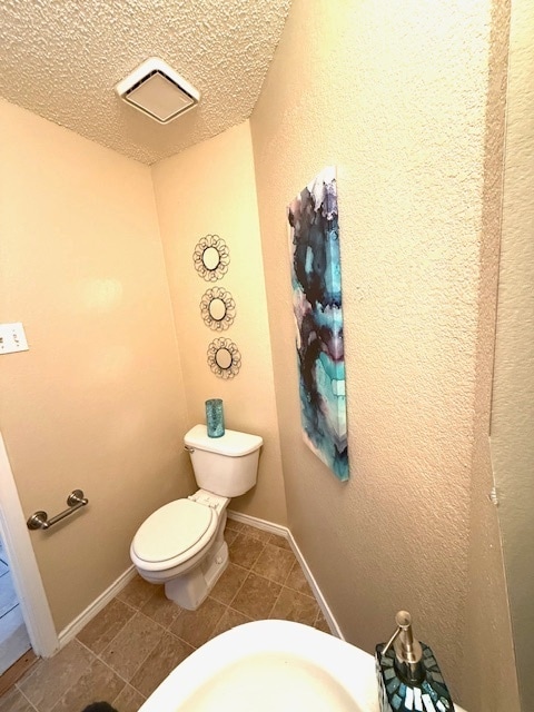 Building Photo - 2713 Clearwater Dr