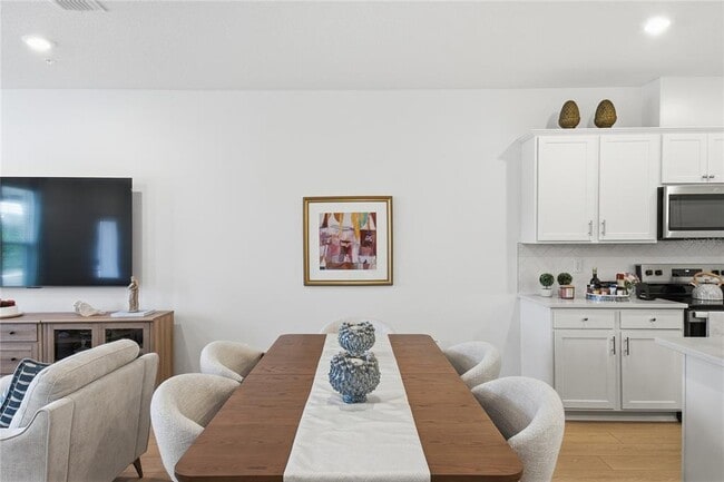 Building Photo - 11304 Blue Bay Dr