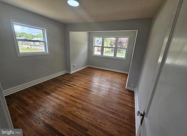 Building Photo - 2811 Lime St