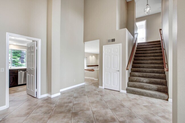 Building Photo - 3 Bed 2 1/2 Bath | 2 Story Home Lactated in Chapparrosa Park, Palisades, Laguna Niguel