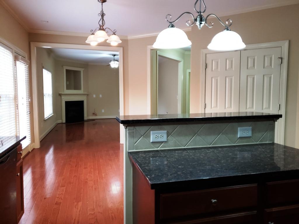 wood flooring ground floor - 120 Thistle Top Trl