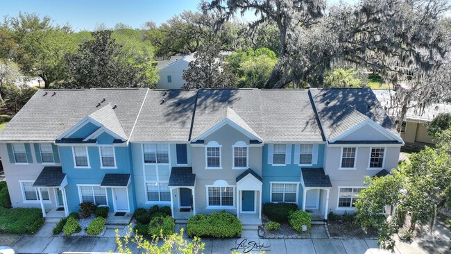 Primary Photo - For rent Lake Mary townhouse 2Beth 2.5 bath