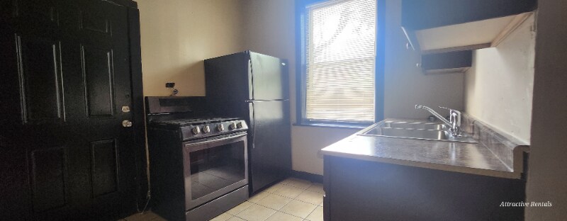 Building Photo - 6646 S Bishop St