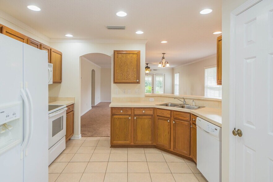 Building Photo - 4123 Pebble Brooke Circle South