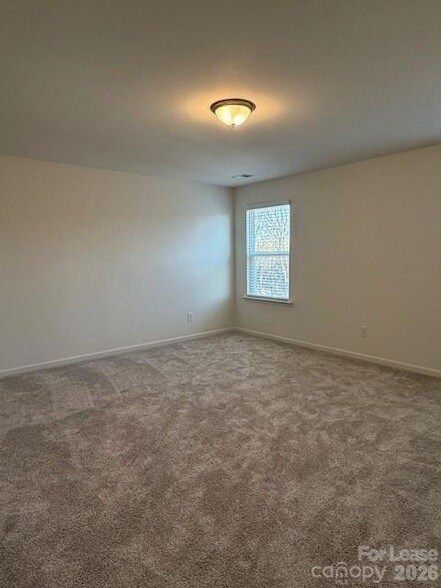 Building Photo - 4014 Cunningham Farm Dr