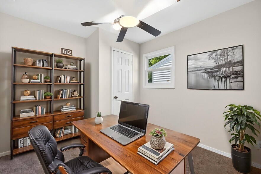 Building Photo - 3945 Crosby Dr