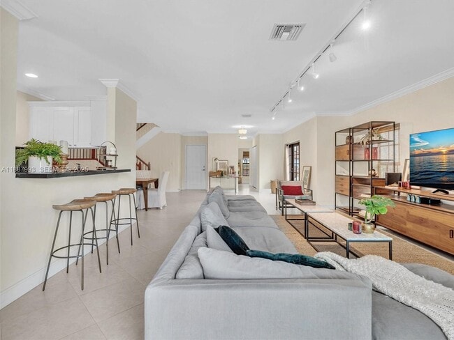 Building Photo - 2901 Hidden Harbour St