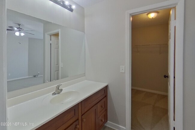 Building Photo - 12124 Roundham Ln N