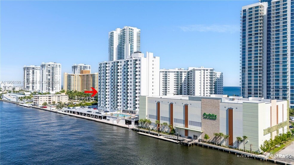 Building Photo - 3000 S Ocean Dr