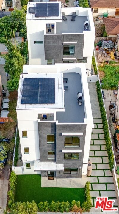 Building Photo - 2034 S Curson Ave