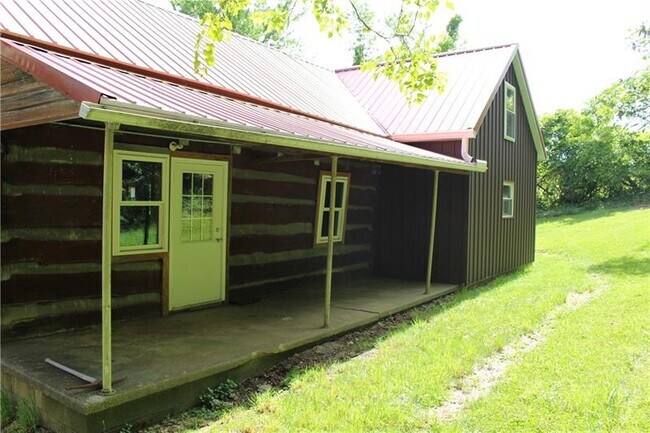 Building Photo - 97 Wonsettler Rd