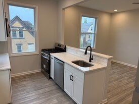 Building Photo - 316 Bailey Ave