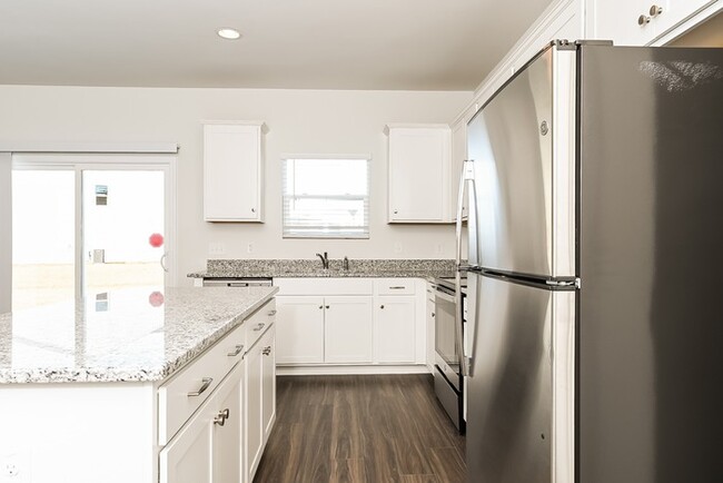 Building Photo - 100 Percheron Dr