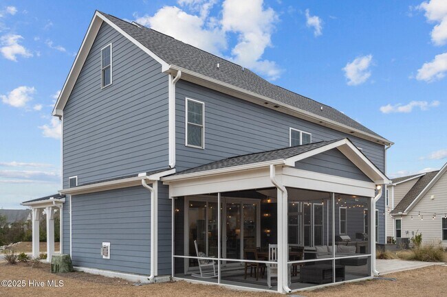 Building Photo - 181 Sailor Sky Wy