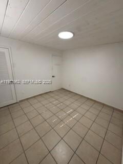 Building Photo - 290 NW 45th Ave