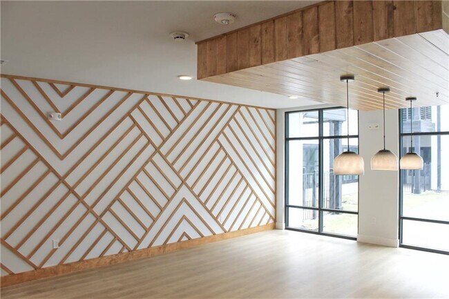 Building Photo - 3101 Govalle Ave