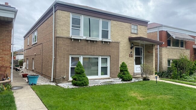 Primary Photo - 3419 S 54th Ave