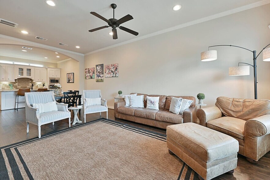 Building Photo - 508 Jefferson St