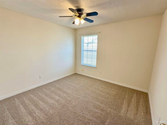 Building Photo - 3328 Marion Oaks Way