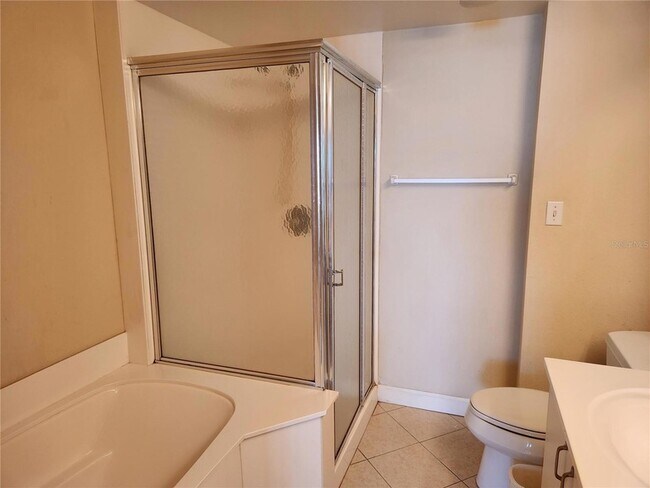 Building Photo - 6105 Bahia Del Mar Cir N