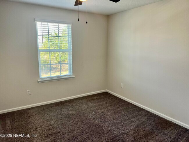 Building Photo - 9497 Scaup Way