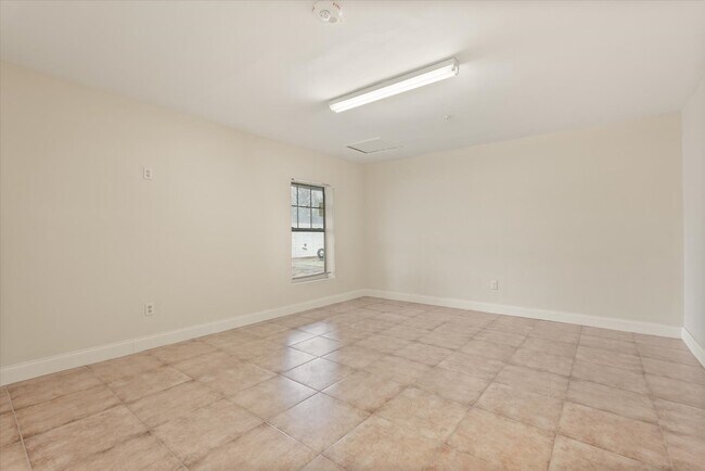 Building Photo - 1436 22nd St