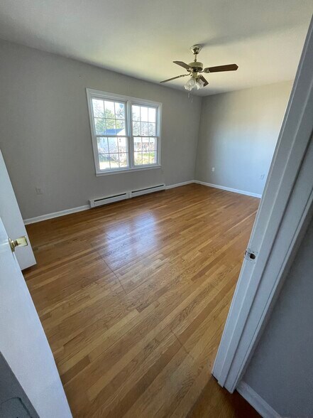 Bedroom #1 - 113 Catoctin Cir NE