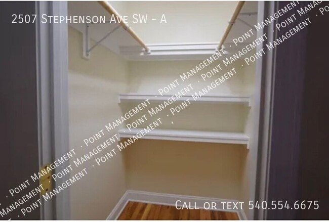 Building Photo - 2507 Stephenson Ave SW