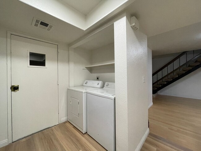 Building Photo - SPANISH VILLAS