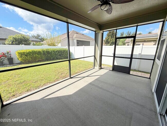 Building Photo - 14462 Serenoa Dr