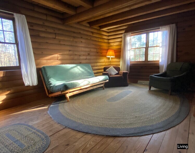 Living room - 195 Brook St