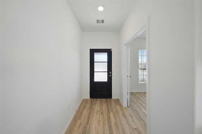 Building Photo - 307 Flower Reed Ct