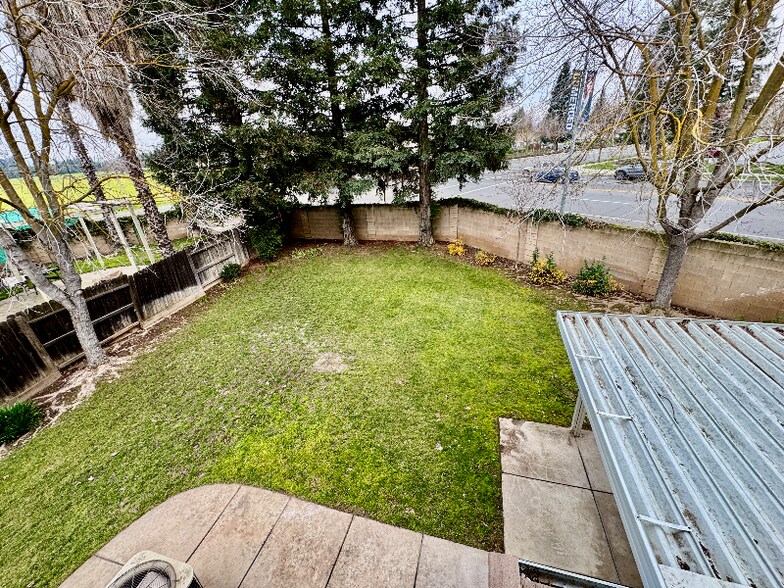 Building Photo - 3602 Swan Ct