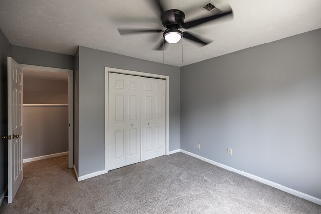 Building Photo - 5516 Oakside Dr