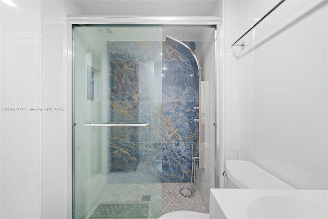 Building Photo - 20301 W Country Club Dr