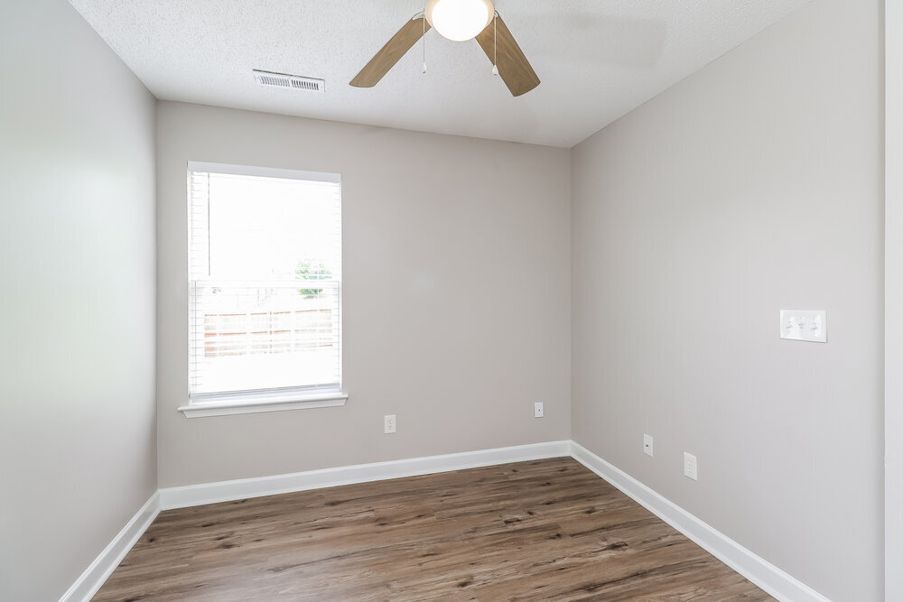 Building Photo - 14017 Sobeck Ln